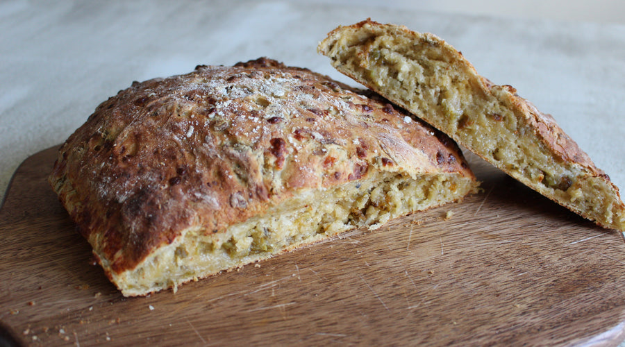 Green Chile Cheesy Bread